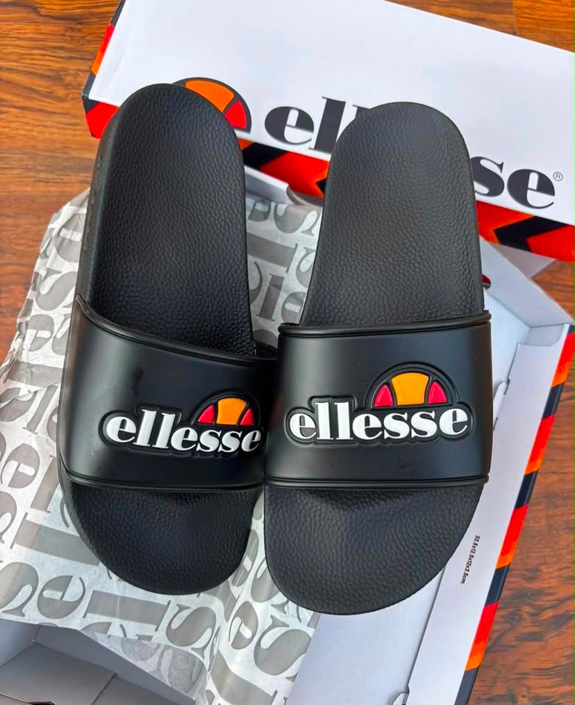 Ellesse Noir